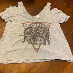 Cold shoulder grey elephant top